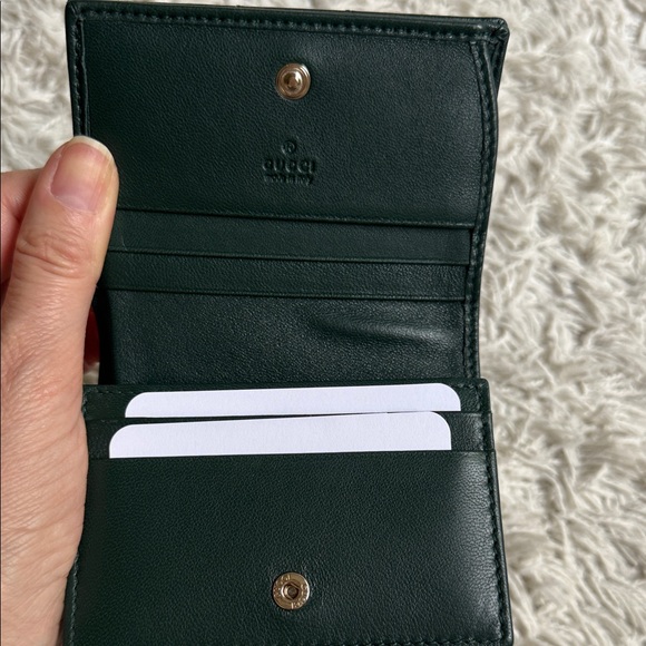 Gucci Dark Green Quilted Leather Wallet - Picture 3 of 12
